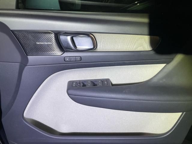 VOLVO VOLVO XC40 2019