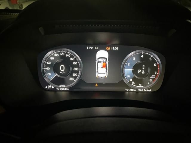 VOLVO VOLVO XC40 2019