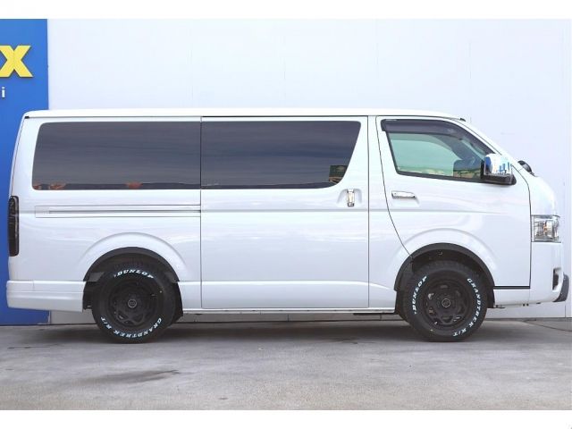 TOYOTA HIACE van 4WD 2024