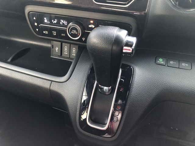 HONDA N BOX CUSTOM 2019