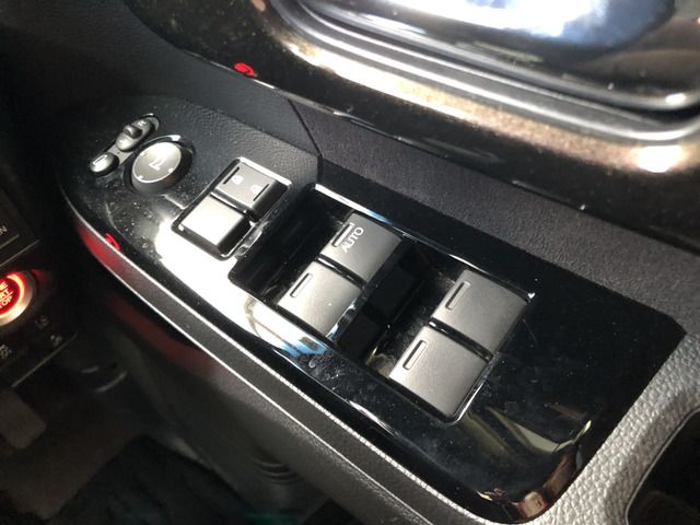 HONDA N BOX CUSTOM 2019