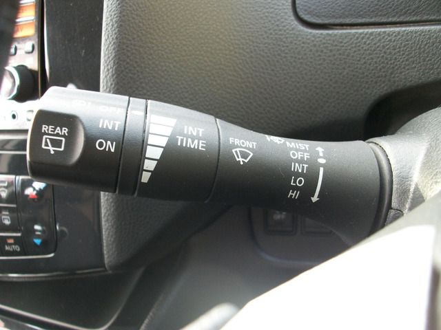 NISSAN SERENA  WG 2011