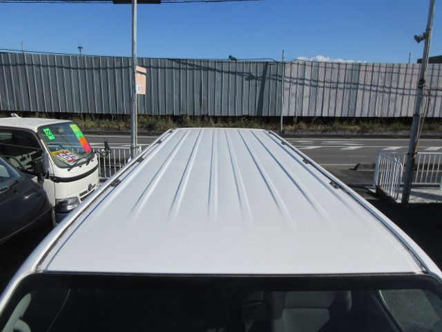 NISSAN NV350 CARAVAN 1.2t 2017