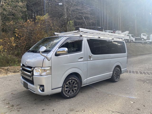 TOYOTA HIACE van 4WD 2014