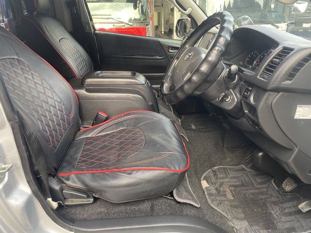 TOYOTA HIACE van 4WD 2014