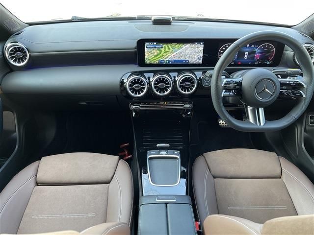 MERCEDES BENZ MERCEDES BENZ CLA class 2024