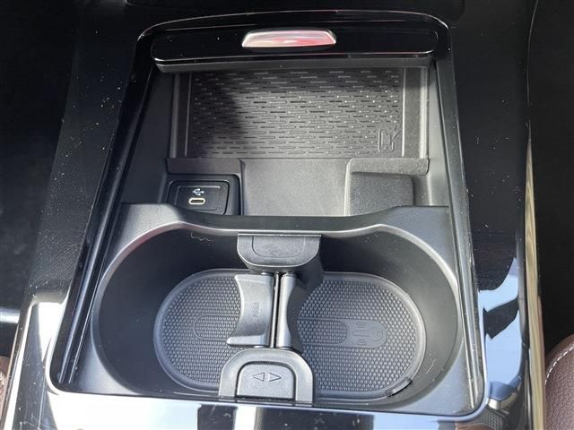 MERCEDES BENZ MERCEDES BENZ CLA class 2024