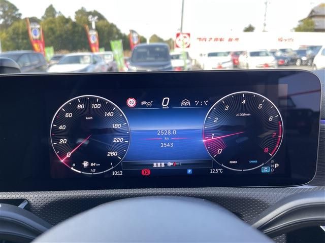 MERCEDES BENZ MERCEDES BENZ CLA class 2024