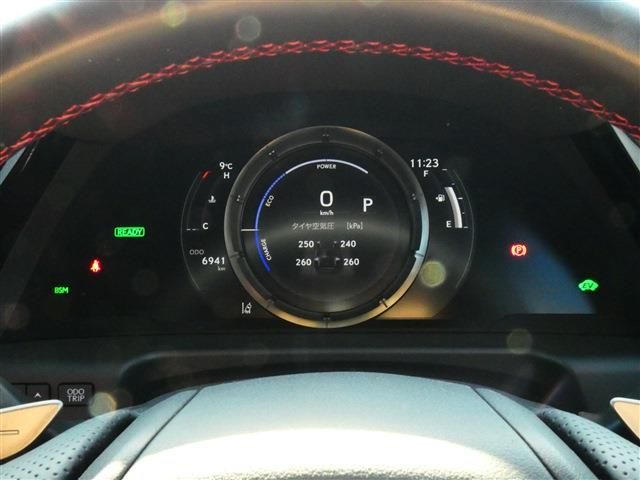 TOYOTA LEXUS ES300h 2023