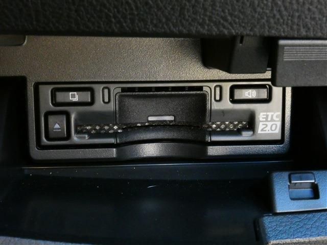 TOYOTA LEXUS ES300h 2023