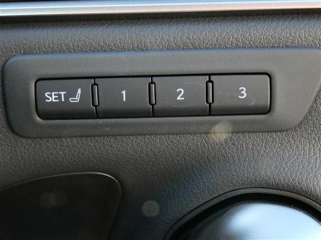 TOYOTA LEXUS ES300h 2023