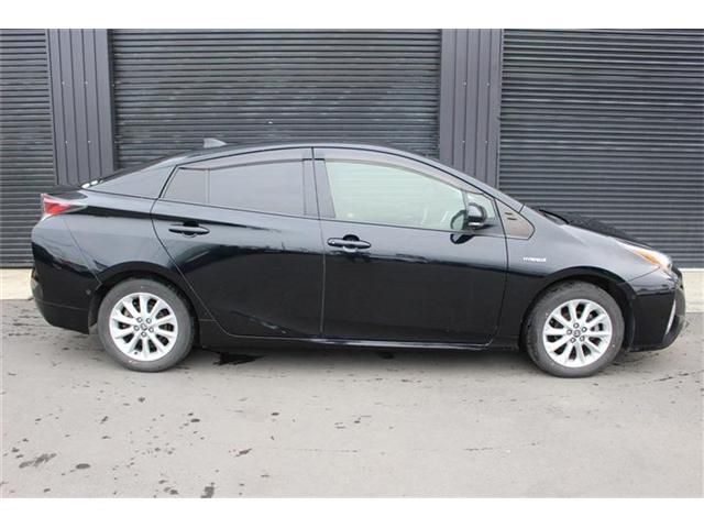 TOYOTA PRIUS 4WD 2018