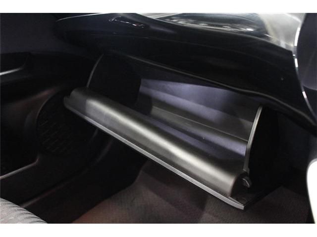 TOYOTA PRIUS 4WD 2018