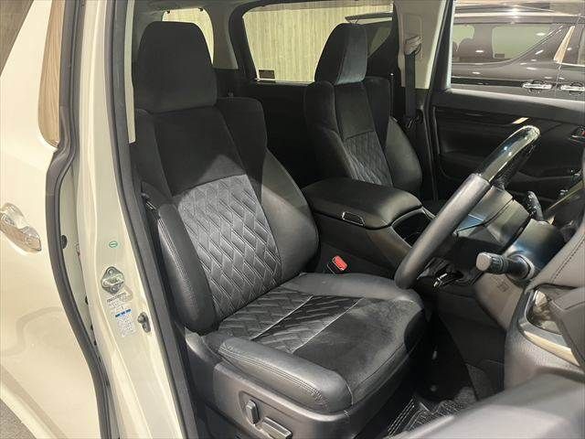 TOYOTA ALPHARD hybrid 4WD 2015