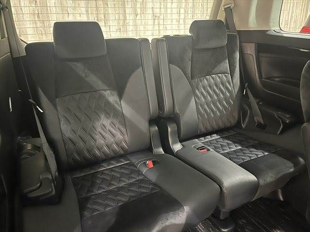 TOYOTA ALPHARD hybrid 4WD 2015