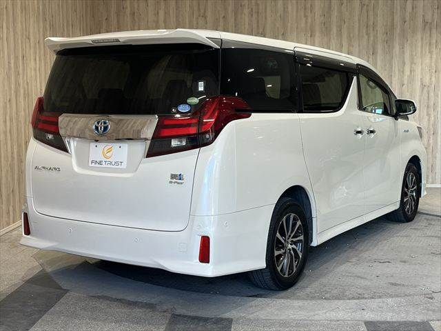 TOYOTA ALPHARD hybrid 4WD 2015