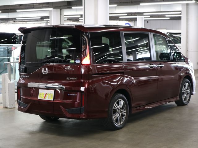 HONDA STEPWAGON SPADA HYBRID 2018