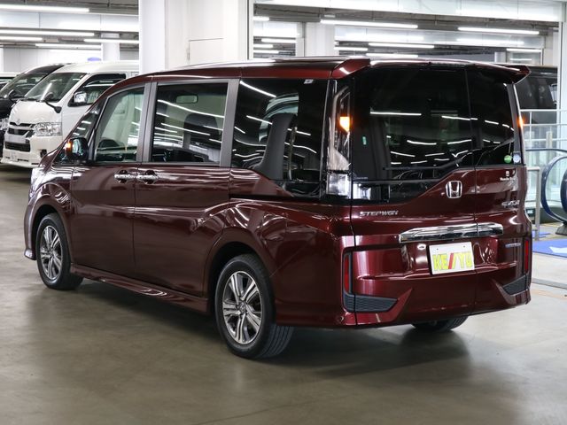 HONDA STEPWAGON SPADA HYBRID 2018