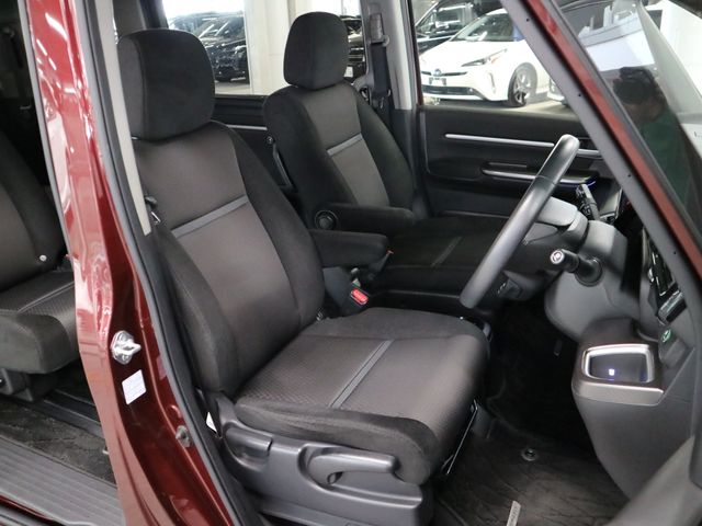 HONDA STEPWAGON SPADA HYBRID 2018