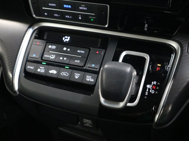 HONDA STEPWAGON SPADA HYBRID 2018