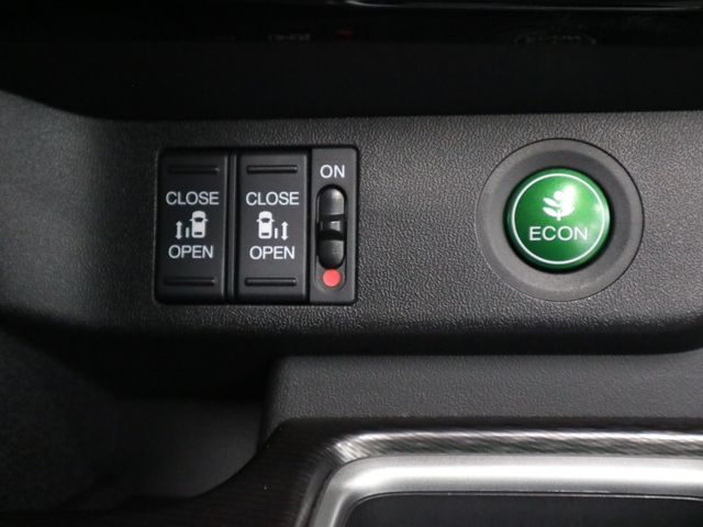 HONDA STEPWAGON SPADA HYBRID 2018