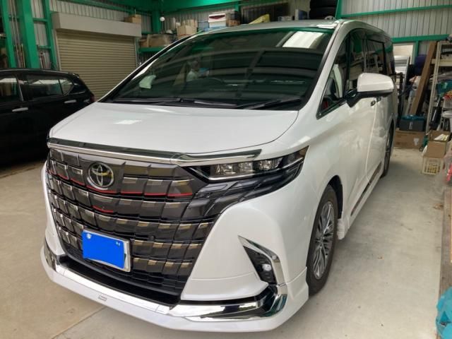 TOYOTA ALPHARD 2024