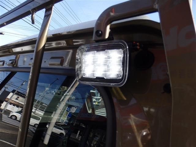 DAIHATSU HIJET truck 4WD 2024