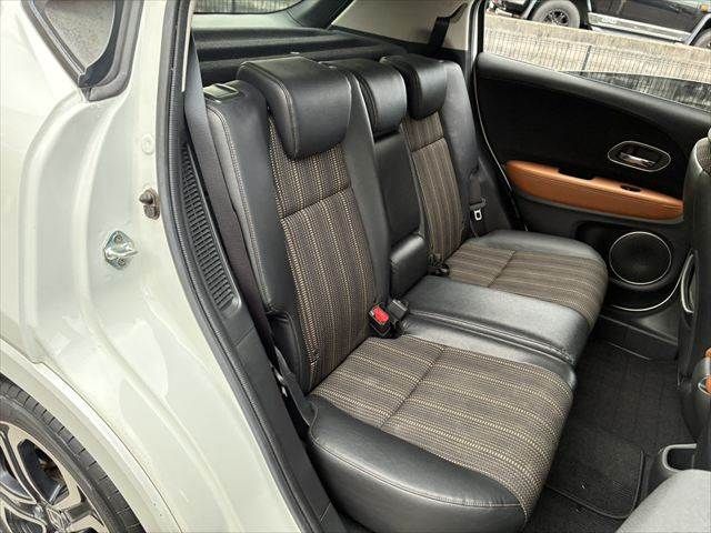 HONDA VEZEL HYBRID 2016