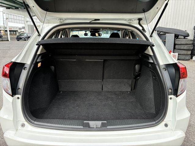 HONDA VEZEL HYBRID 2016