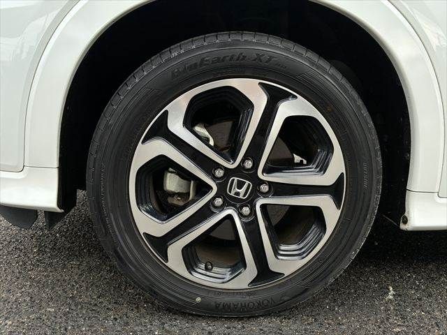 HONDA VEZEL HYBRID 2016