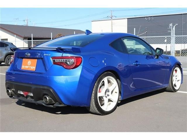 SUBARU BRZ 2017