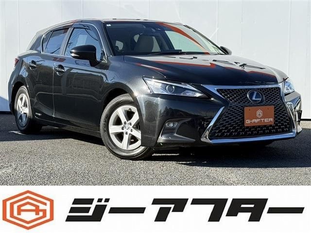 TOYOTA LEXUS CT200h 2020