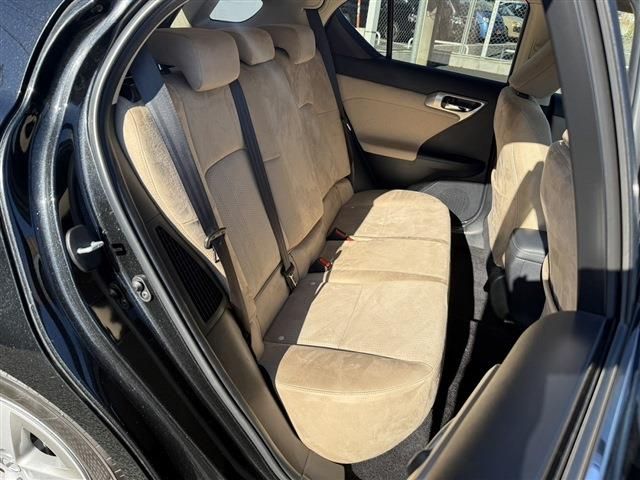 TOYOTA LEXUS CT200h 2020