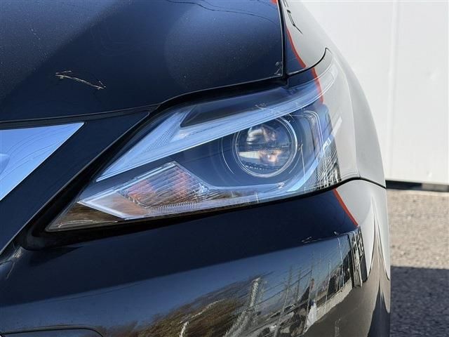 TOYOTA LEXUS CT200h 2020