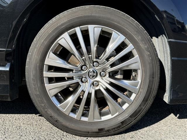 TOYOTA HARRIER 2WD 2021