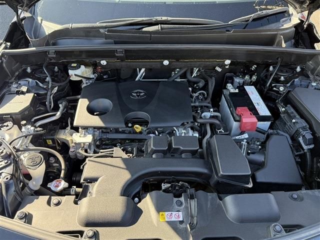 TOYOTA HARRIER 2WD 2021