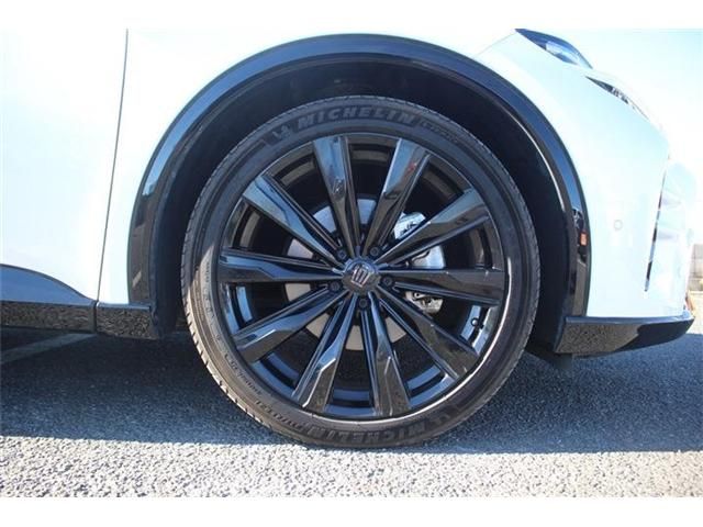 TOYOTA CROWN SPORT 2024