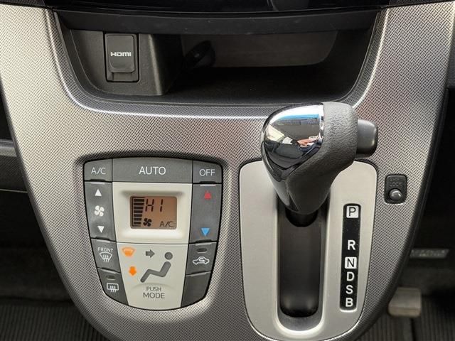 DAIHATSU MOVE CUSTOM 4WD 2014