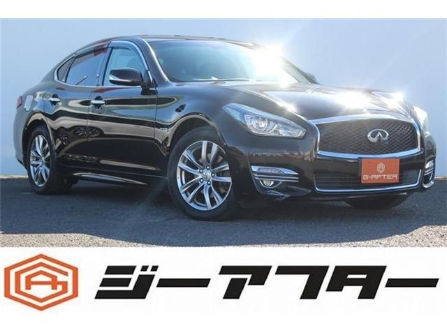 NISSAN FUGA HYBRID 2016