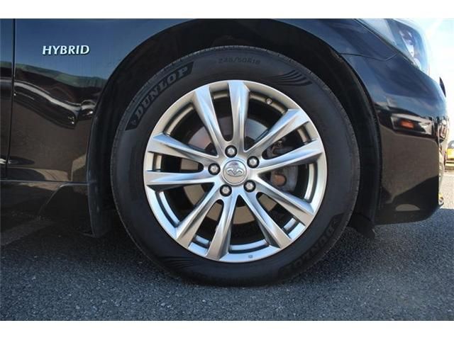 NISSAN FUGA HYBRID 2016