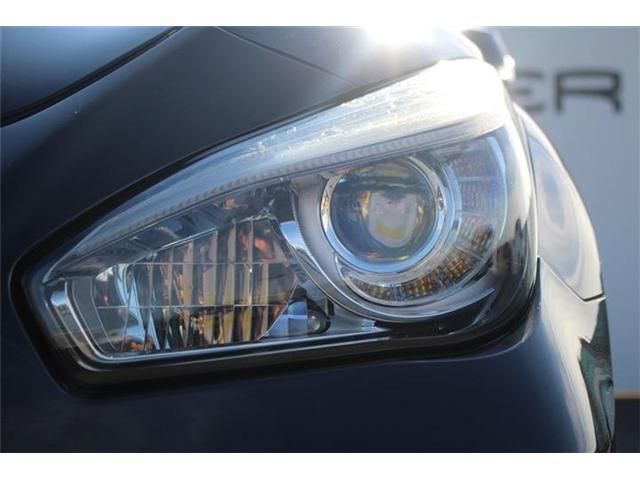 NISSAN FUGA HYBRID 2016