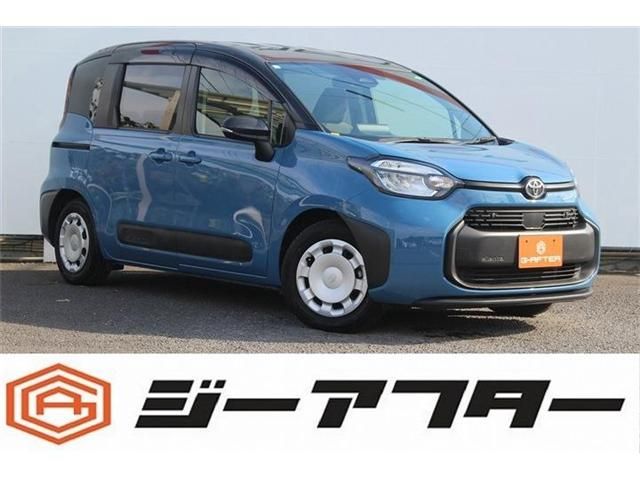 TOYOTA SIENTA HYBRID 2023