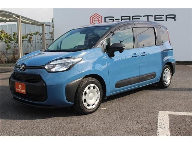 TOYOTA SIENTA HYBRID 2023
