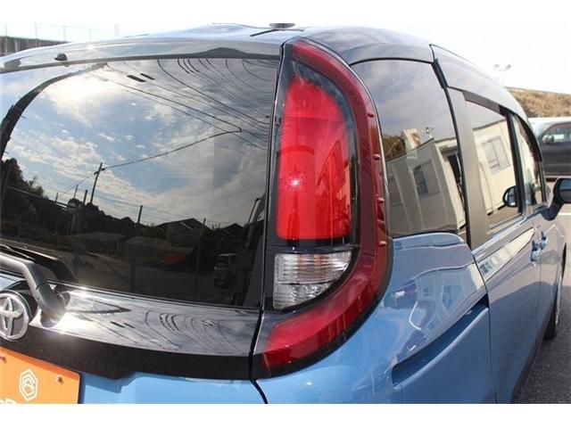 TOYOTA SIENTA HYBRID 2023