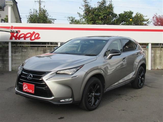 TOYOTA LEXUS NX300h 2017