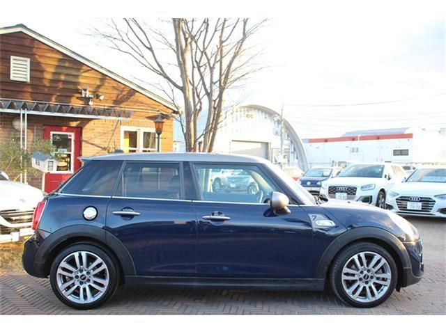 BMW BMW MINI COOPER S 5DOOR 2017