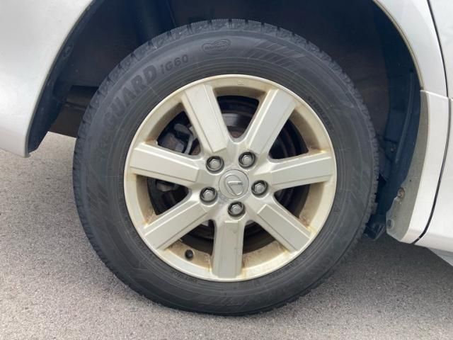 TOYOTA VOXY 4WD 2010