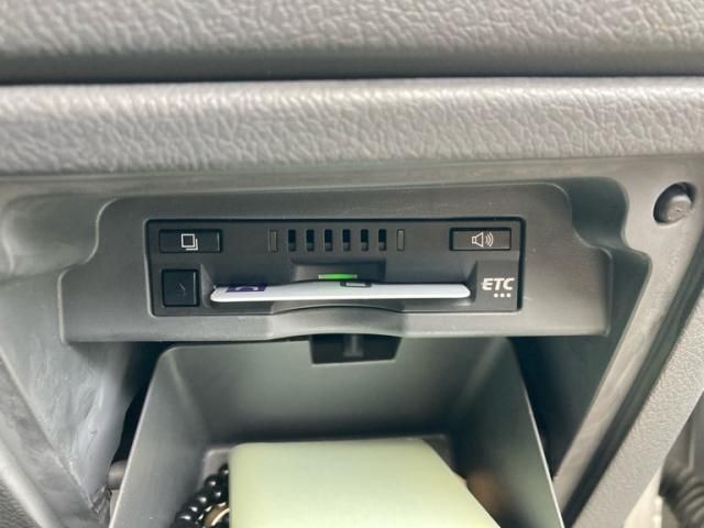 TOYOTA VOXY 4WD 2010