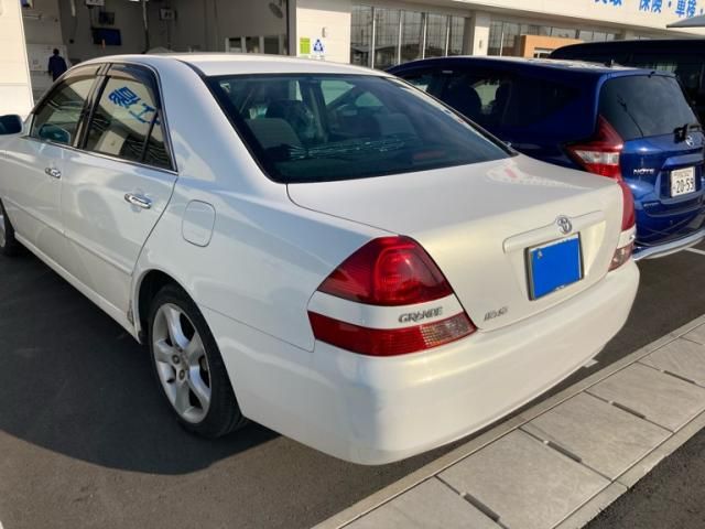 TOYOTA MARK2 sedan 2000