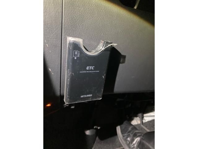 TOYOTA VANGUARD 2WD 2011